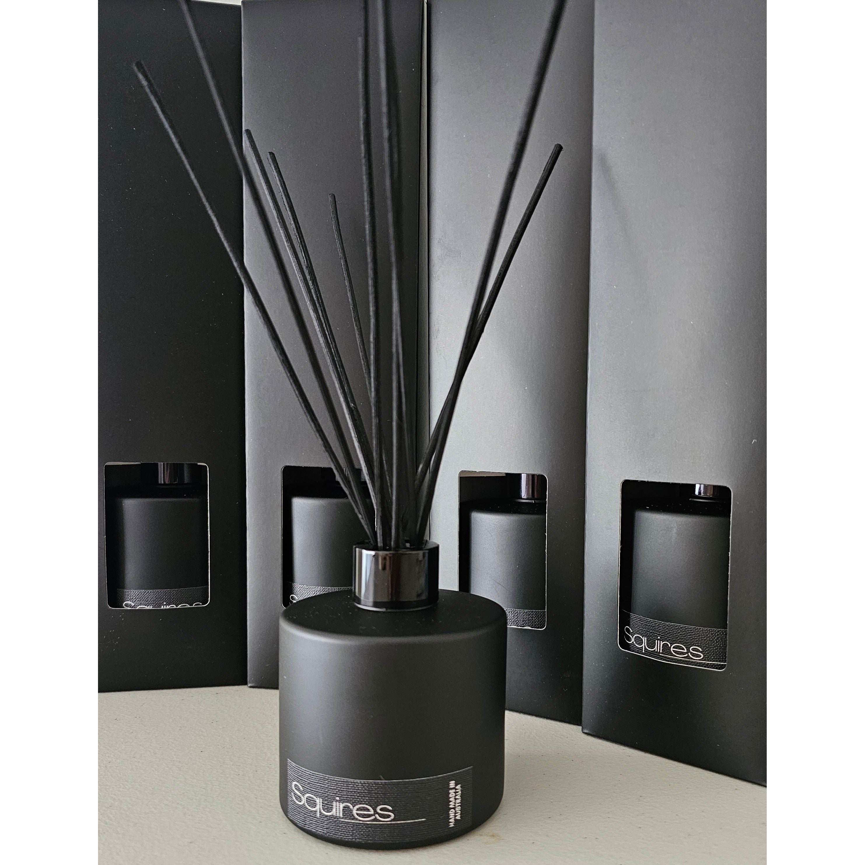Elegant Black Room Diffuser - Luxury Home Fragrance | Thoughtful Gifts